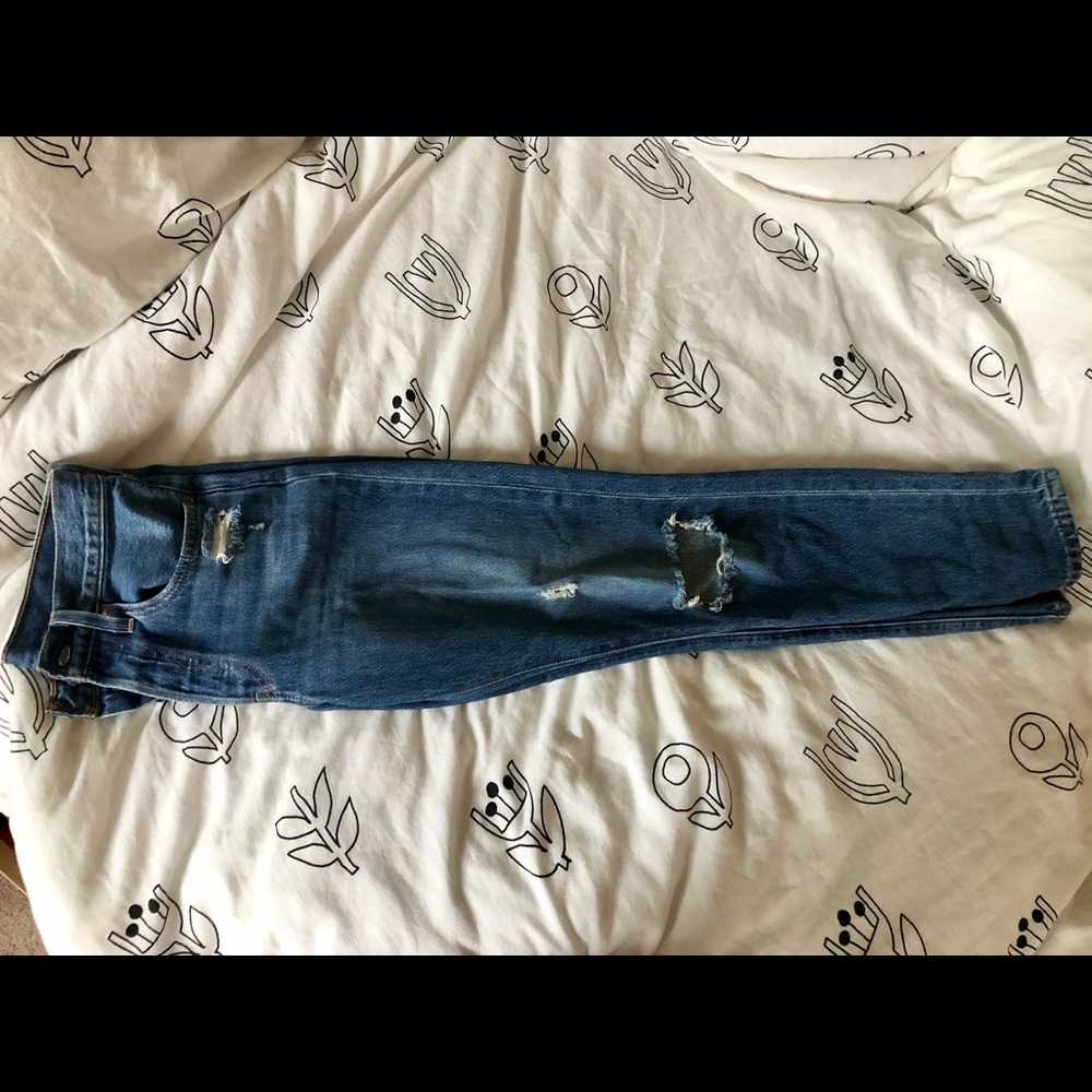 Levi’s 501 crop jeans